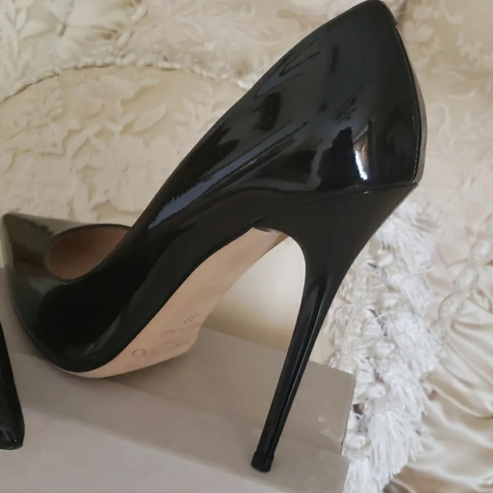 NWT, Authentic Jimmy Choo Stillettos, Size 8 - Picture 3 of 6